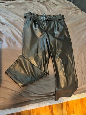 Abercrombie & Fitch Black Faux Leather Men’s Pants with Belt Detail